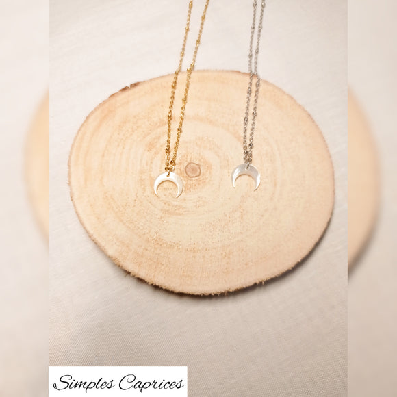 Collier Moon